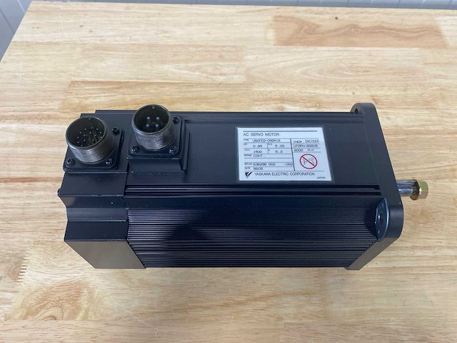 Yaskawa usafed-09da1s ac servo elektromotor - afbeelding 3 van  7