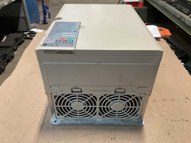Yaskawa v1000 power inverter - afbeelding 4 van  6