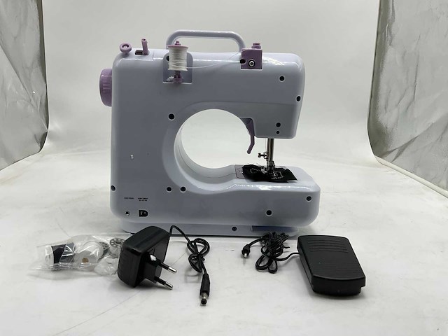 Yasm-505a naaimachine (7x) - afbeelding 4 van  9