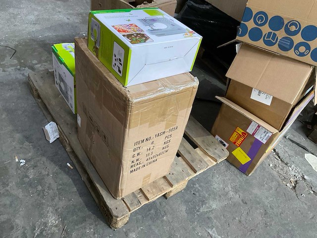 Yasm-505a naaimachine (7x) - afbeelding 9 van  9