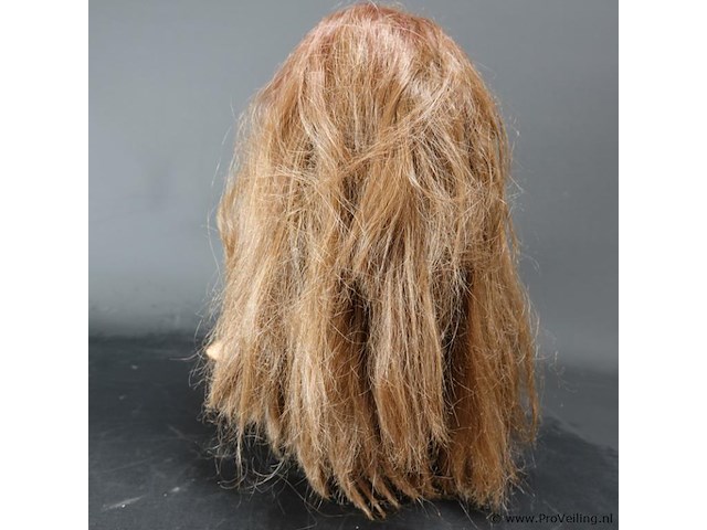 Yasmin uit de cool bratzlijn in 2001 - afbeelding 3 van  5