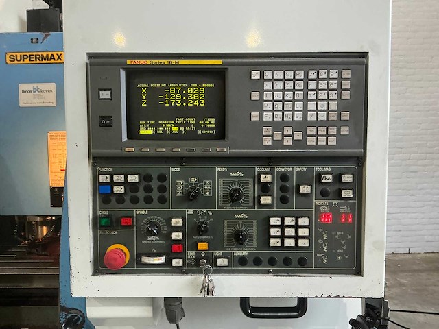 Ycm - supermax ycm-v105a - cnc milling machine - 1999 - afbeelding 12 van  15