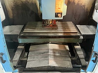 Ycm - supermax ycm-v105a - cnc milling machine - 1999 - afbeelding 13 van  15