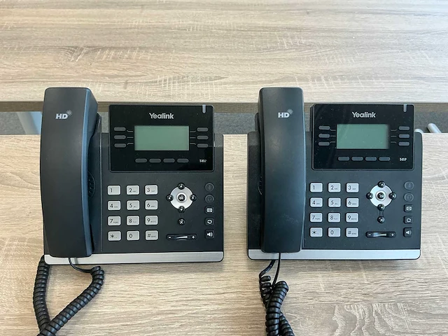 Yealink - t41p - telefoon (2x) - afbeelding 1 van  3