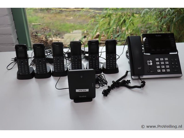 Yealink dect-handsets incl. bijbehoren basisstation - afbeelding 1 van  9
