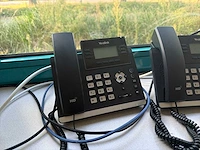 Yealink sip-t42u gigabit voip ip-bureautelefoon - afbeelding 2 van  4