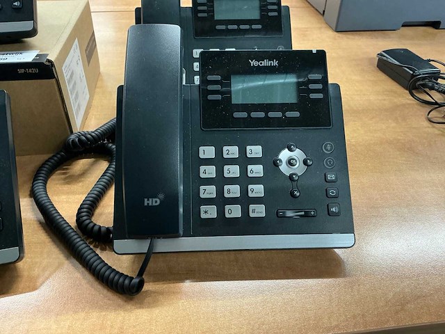 Yealink sip-t42u voip telefoon (4x) - afbeelding 2 van  4