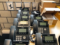 Yealink sip-t43u + sip-t33p voip telefoon (13x) - afbeelding 3 van  6