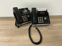 Yealink t42u voip telefoon (2x) - afbeelding 1 van  3