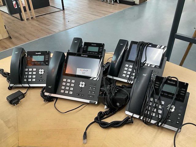 Yealink telefoons (5x) - afbeelding 1 van  3