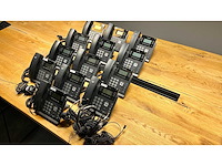 Yealink ultra-elegant gigabit voip telefoon (13x) + headset (6x) - afbeelding 4 van  11