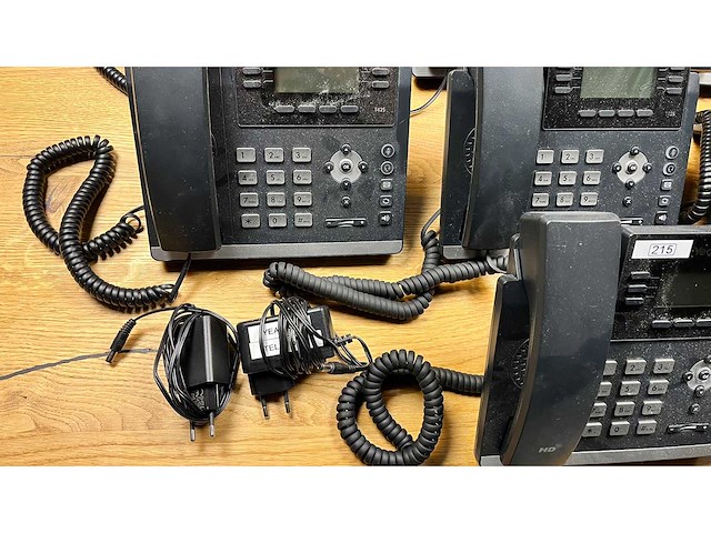Yealink ultra-elegant gigabit voip telefoon (13x) + headset (6x) - afbeelding 11 van  11