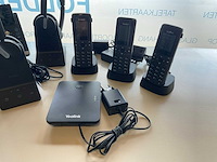 Yealink voip telefoons met headsets en handsets - afbeelding 5 van  6