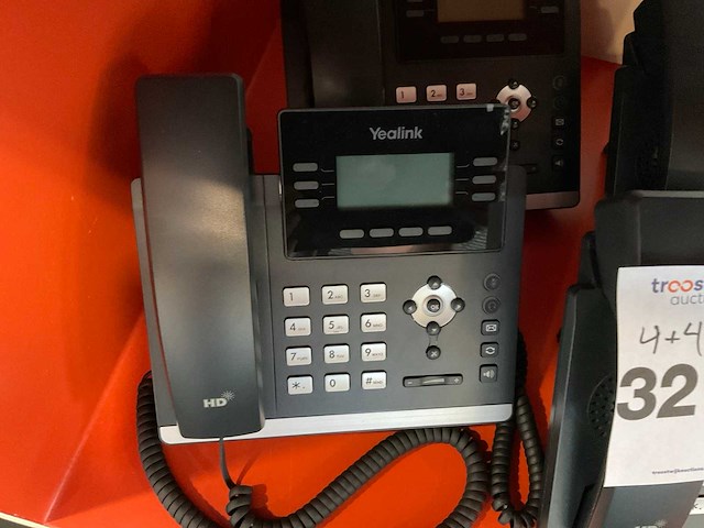 Yealink voip telefoons met headsets - afbeelding 3 van  6
