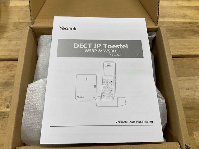 Yealink w53p dect ip toestel - afbeelding 1 van  2