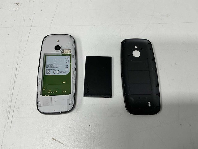 Yealink/nokia - w25 p/3310 3g - mobiele telefoons (4x) - afbeelding 3 van  7