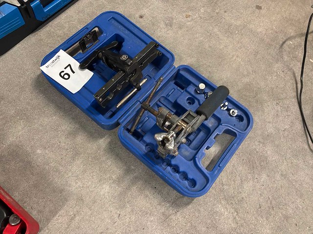 Yellow jacket swage/flair kit - afbeelding 3 van  5