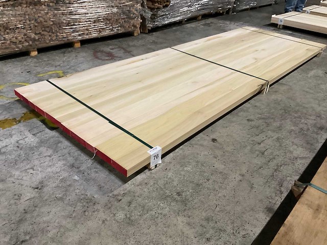 Yellow poplar paneel voorgeschuurd 40x1000 mm - afbeelding 1 van  5