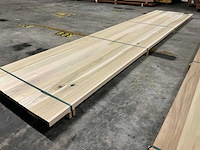 Yellow poplar paneel voorgeschuurd 40x1000 mm - afbeelding 3 van  4
