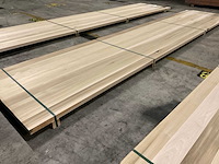 Yellow poplar paneel voorgeschuurd 40x1000 mm - afbeelding 3 van  4