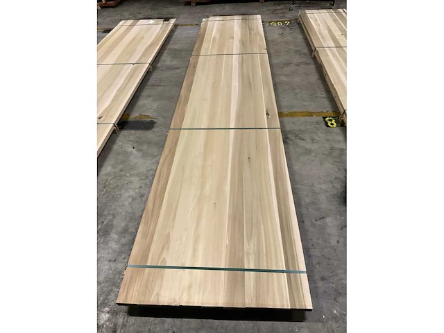 Yellow poplar paneel voorgeschuurd 40x1000 mm - afbeelding 4 van  4