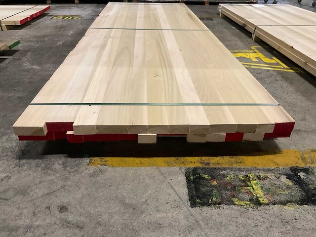 Yellow poplar panelen voorgeschuurd 40x1000 mm (2x) - afbeelding 3 van  4