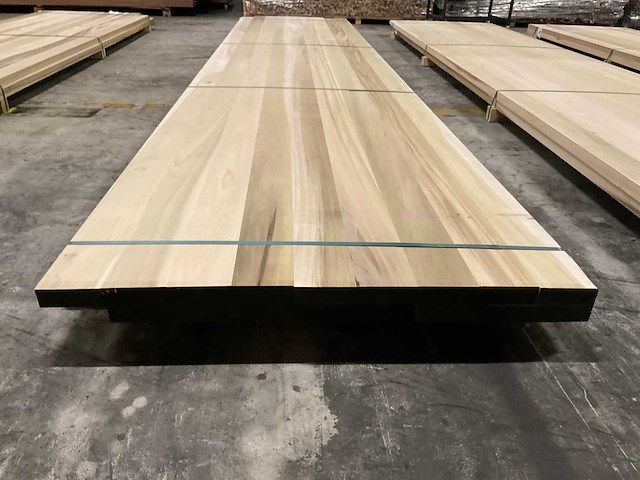 Yellow poplar panelen voorgeschuurd 40x1000 mm (2x) - afbeelding 2 van  4