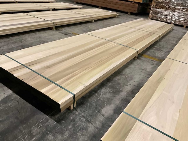 Yellow poplar panelen voorgeschuurd 40x1000 mm (2x) - afbeelding 3 van  4