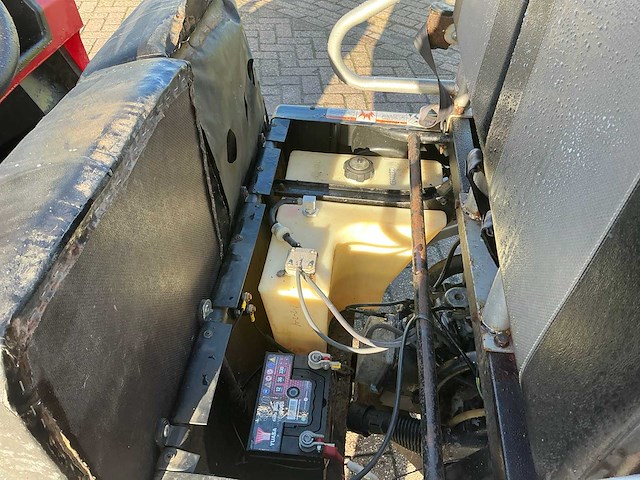 Yerf-dog 34911 utility tractor - afbeelding 2 van  12