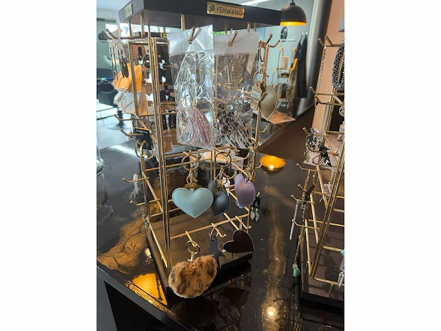 Yewang - 2 draaibare presentatierekken (incl 74 stuks sieraden) (2x) - afbeelding 7 van  11