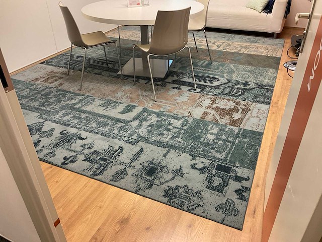 Yksi powered by leoxx 400x300cm vloerkleed - afbeelding 1 van  3