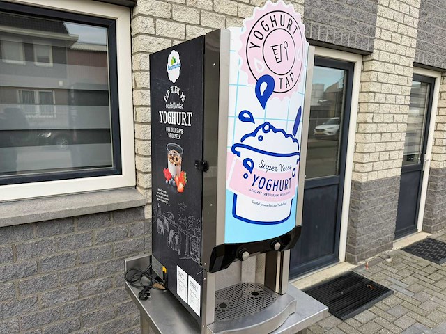 Yoghurt tap - 2019 - autonumie - overige zuivelmachines - afbeelding 1 van  7