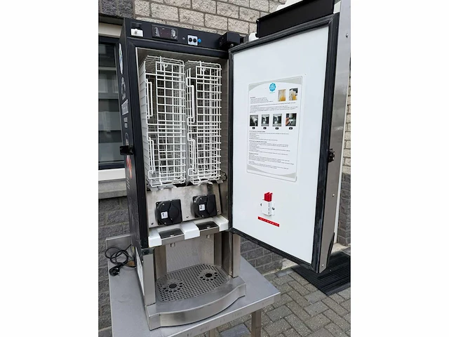 Yoghurt tap - 2019 - autonumie - overige zuivelmachines - afbeelding 3 van  8