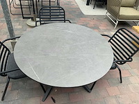 Yoi - calma low dining - garden table - afbeelding 8 van  8