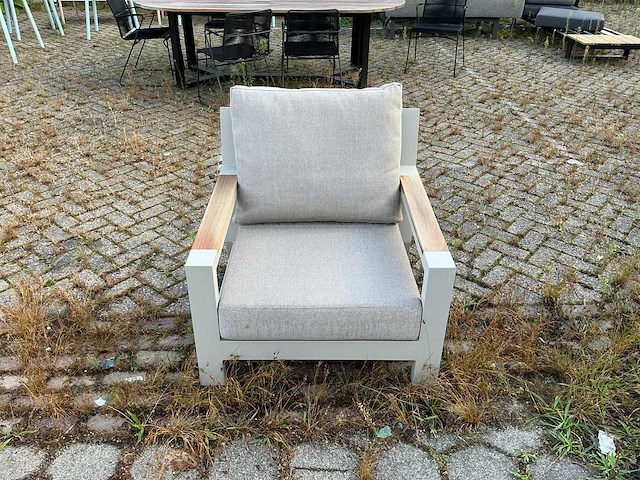 Yoi - garden chair - afbeelding 1 van  6