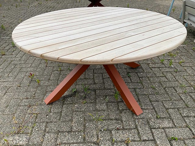 Yoi - garden table - afbeelding 2 van  4