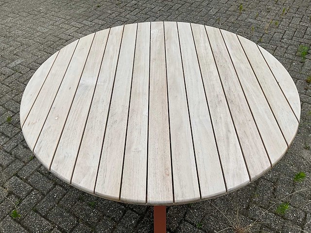 Yoi - garden table - afbeelding 4 van  4
