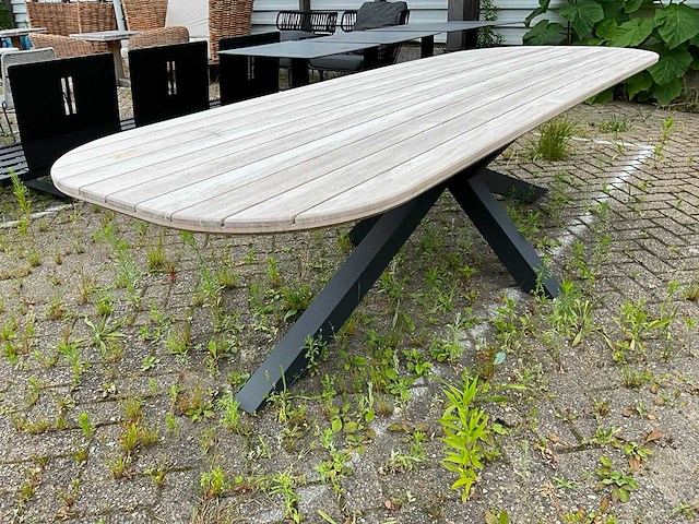 Yoi - garden table - afbeelding 1 van  5