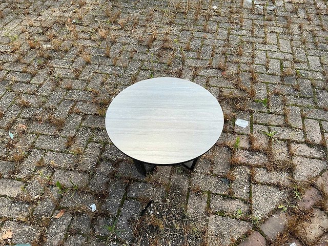 Yoi - garden table - afbeelding 5 van  5