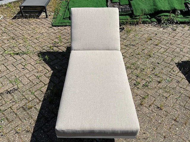 Yoi - kazoku - sunbed - afbeelding 2 van  7