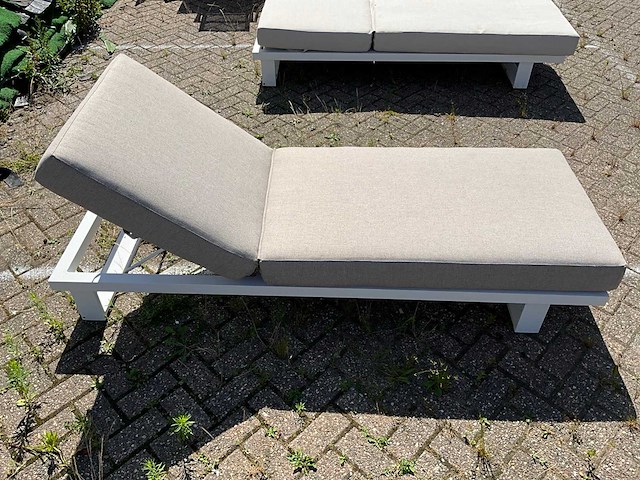 Yoi - kazoku - sunbed - afbeelding 3 van  7