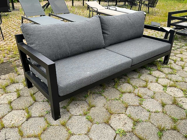 Yoi - midori - garden bench - afbeelding 1 van  7