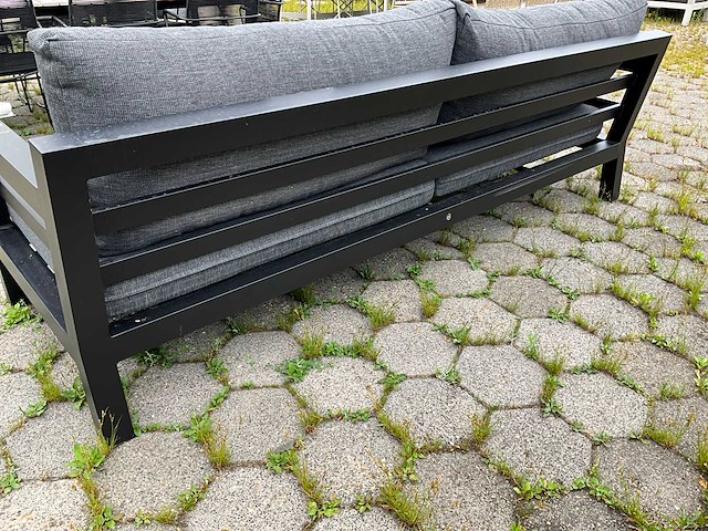 Yoi - midori - garden bench - afbeelding 5 van  7
