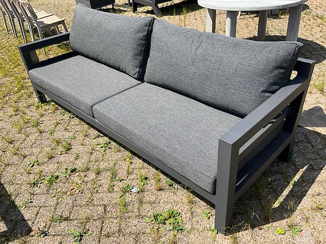 Yoi - midori - garden bench - afbeelding 1 van  2