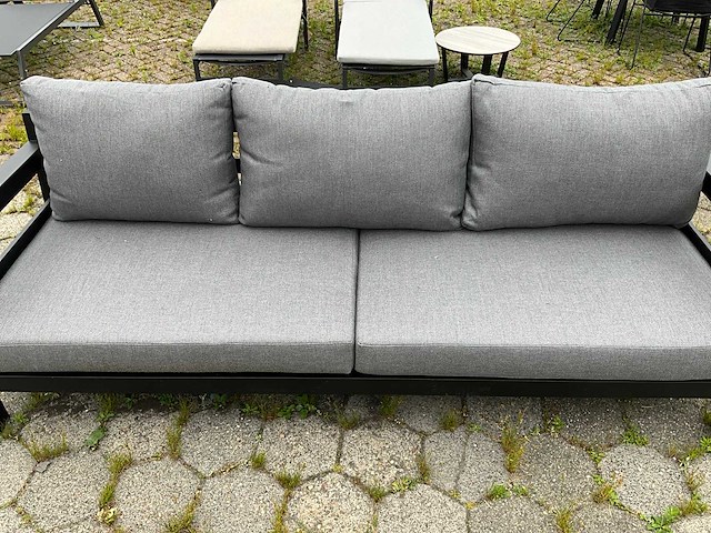 Yoi - midori - garden bench - afbeelding 5 van  5