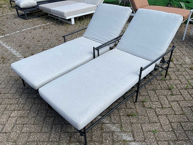 Yoi - sunbed (2x) - afbeelding 1 van  6