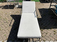 Yoi - sunbeds - afbeelding 4 van  5