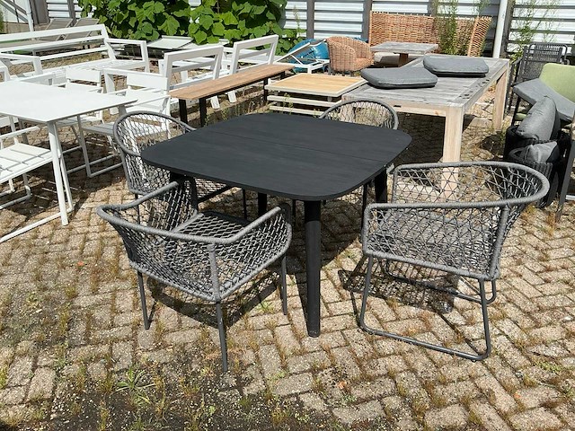 Yoi - tuinset - afbeelding 1 van  10