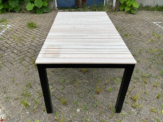 Yoi - tuintafel - afbeelding 2 van  5