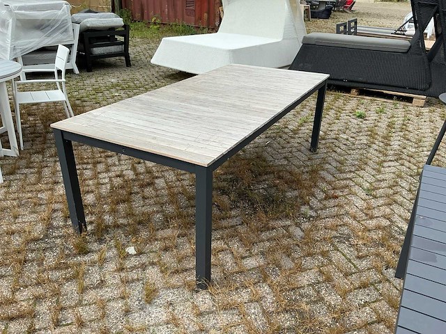 Yoi - tuintafel - afbeelding 1 van  9